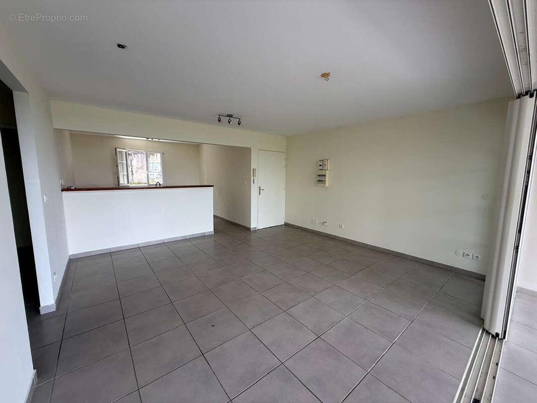 Appartement à LES TROIS-ILETS