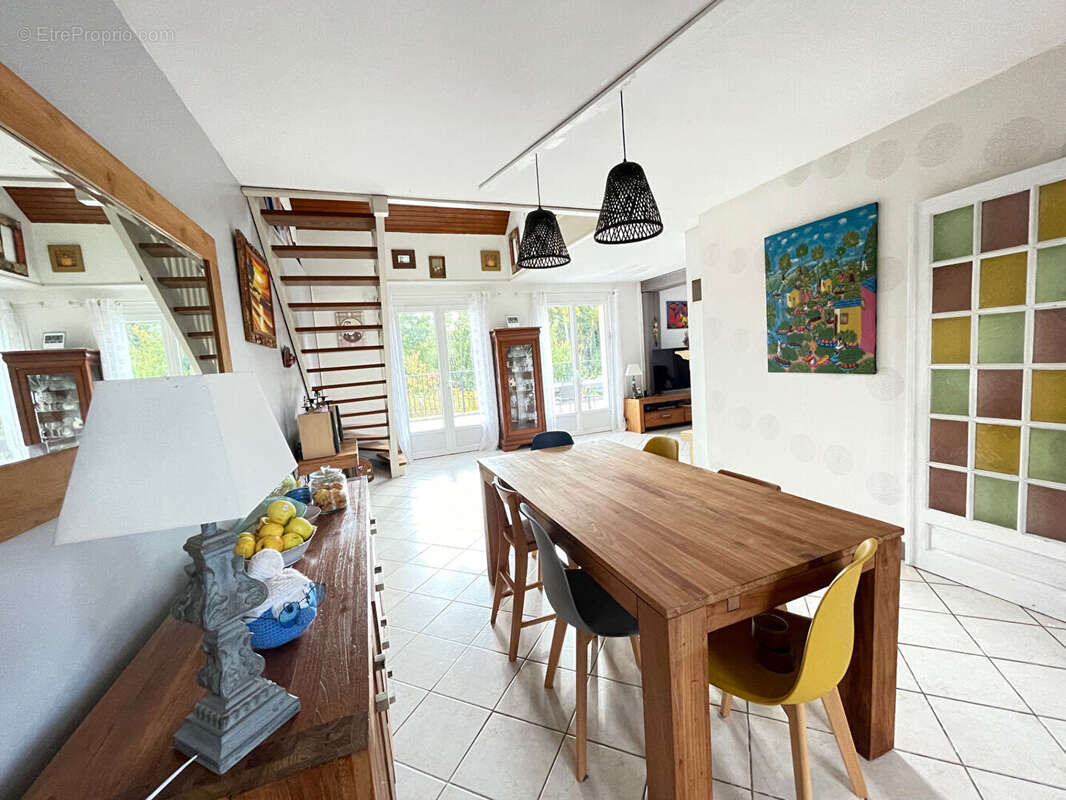 Maison à NOGENT-LE-ROI