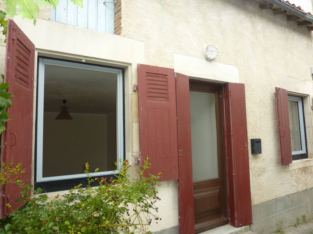 Maison à SAULGE