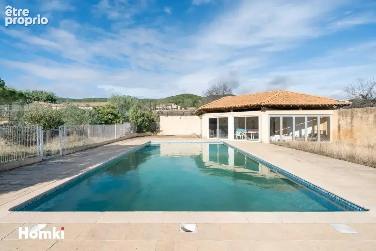 Propriété et 3 gites / T7 de 500 m² à Saint-Montan 07220 - photo 4
