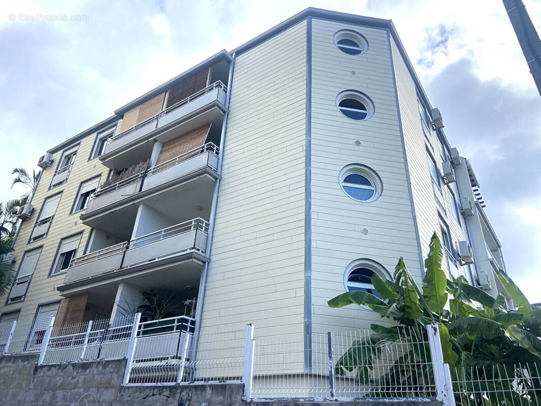 Appartement à SAINT-DENIS