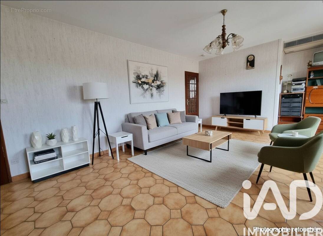 Photo 1 - Maison à VILLENOY