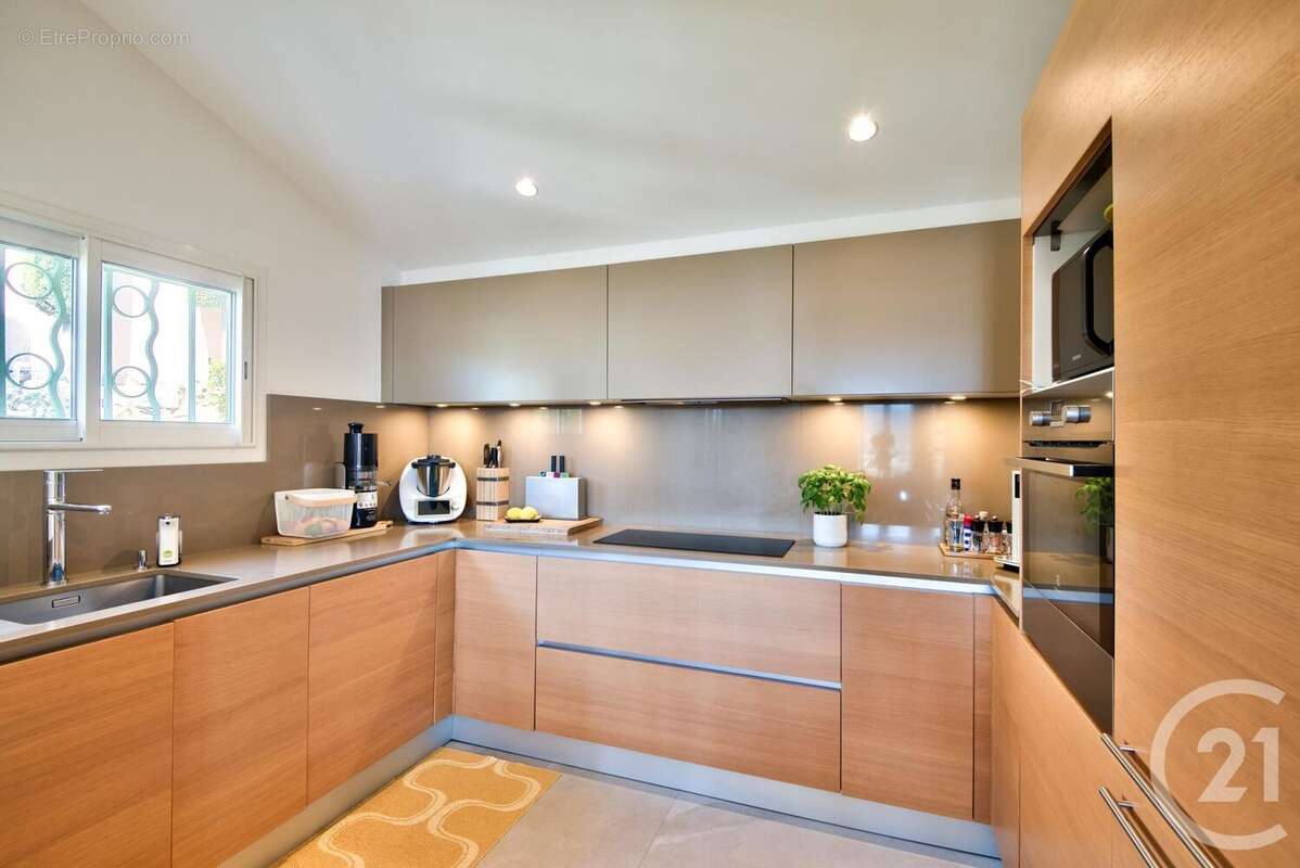 Appartement à VILLEFRANCHE-SUR-MER