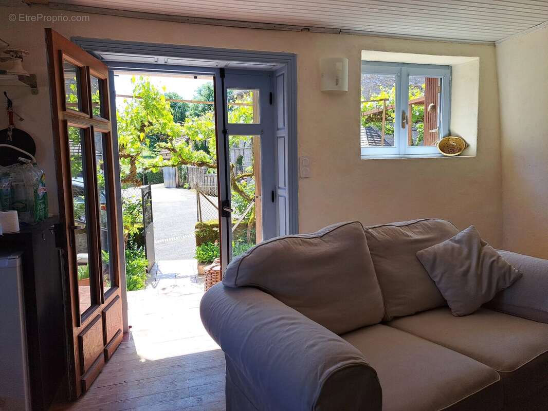 Maison à LAUZES