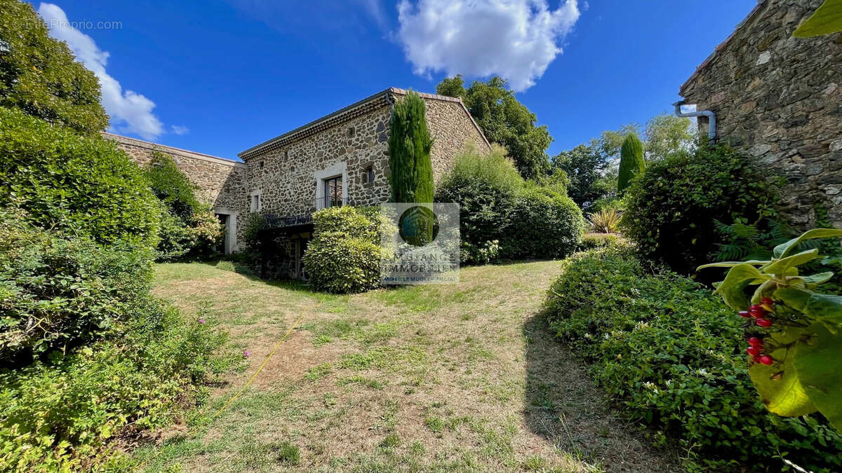Maison à TOURNON-SUR-RHONE