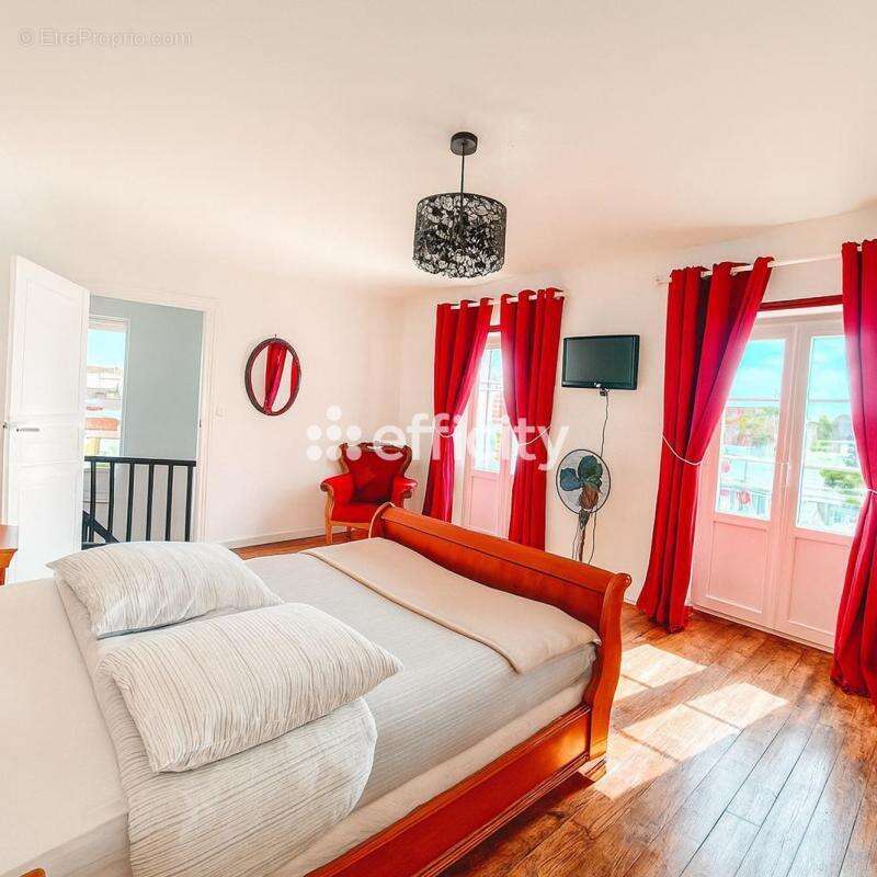 Maison à CHAMPIGNY-LE-SEC