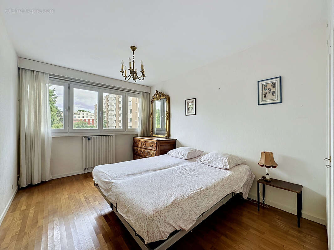 Appartement à SAINTE-FOY-LES-LYON