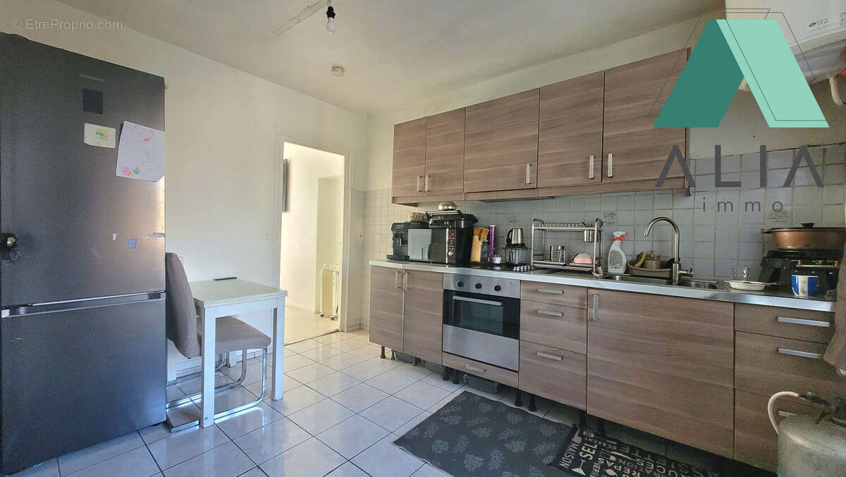 Appartement à AUBERVILLIERS
