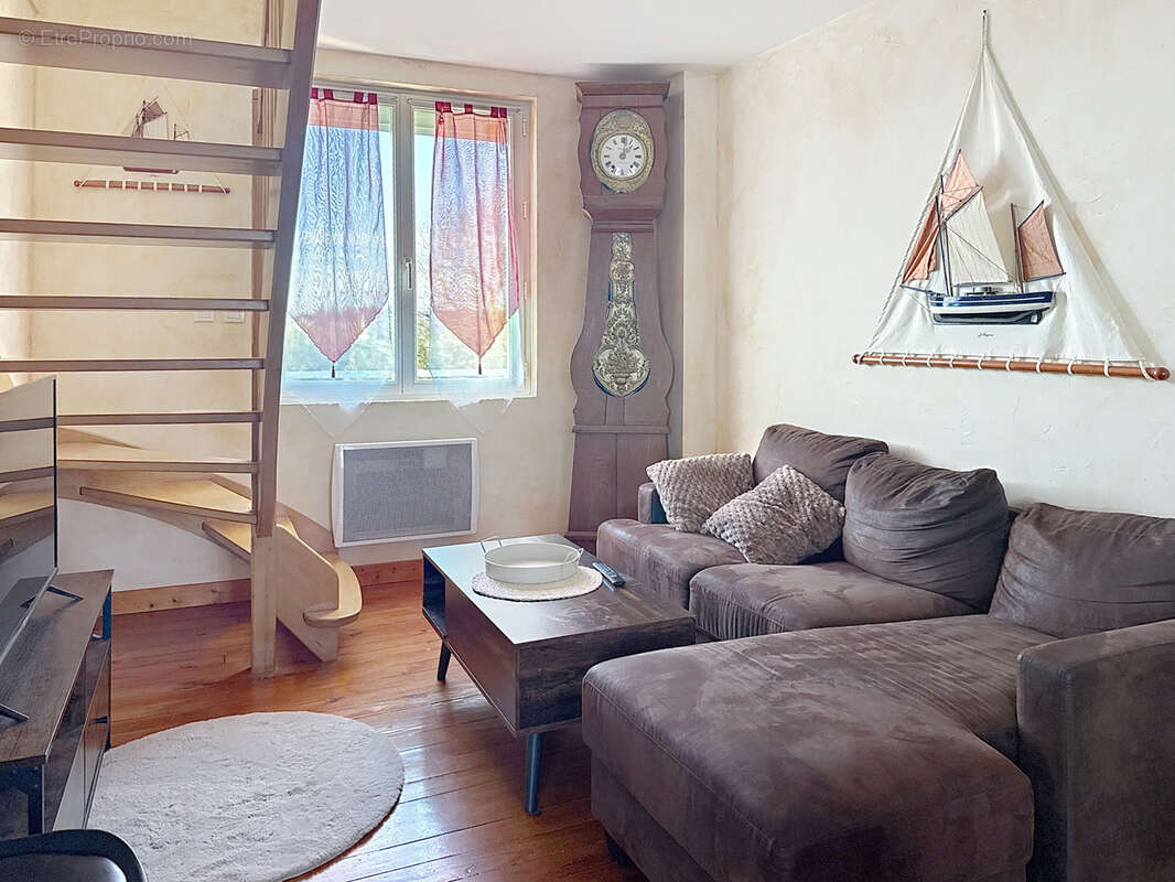 Appartement à CAROLLES