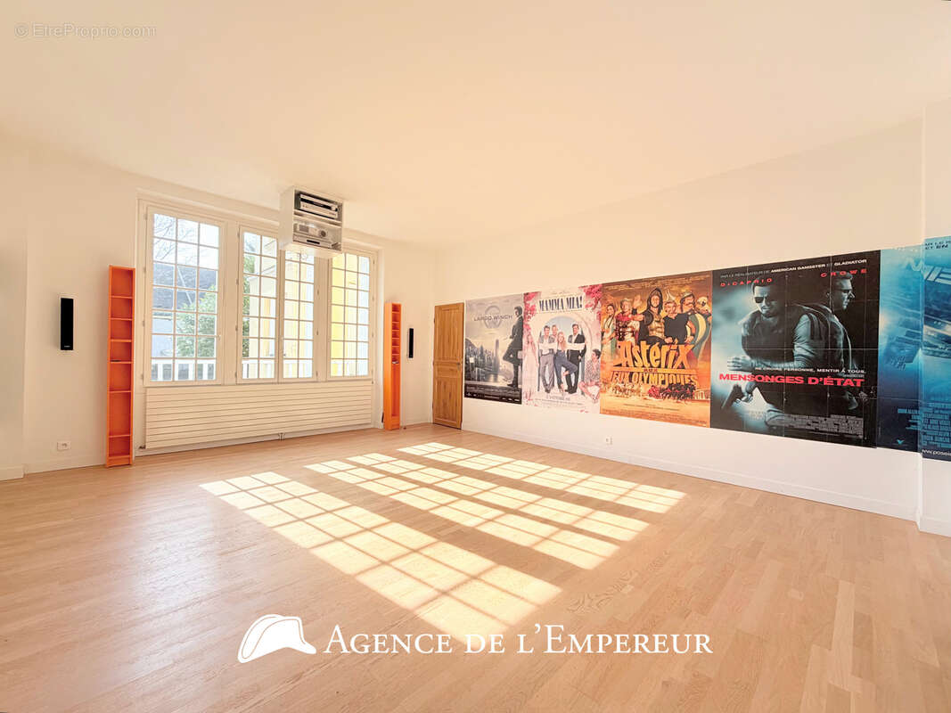 Demeure dans le Parc de la Malmaison, parcelle de 3 000 m2 - photo 13