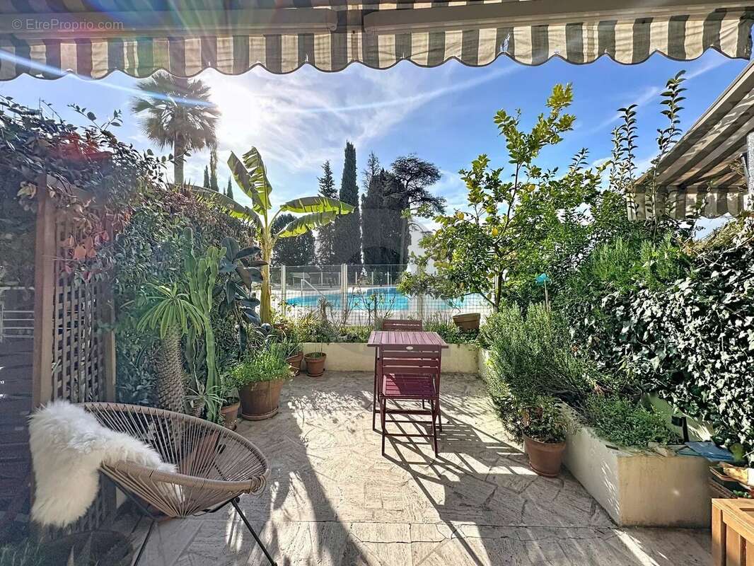 Appartement à MENTON