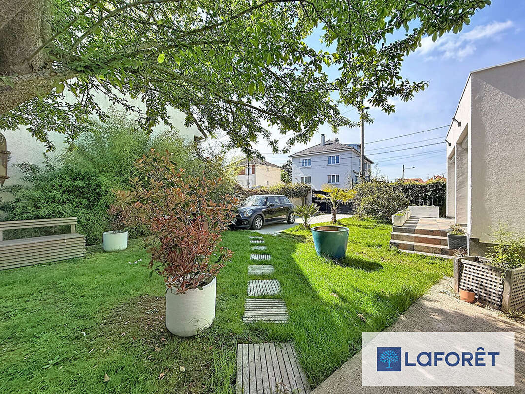 Maison à CHAMPIGNY-SUR-MARNE