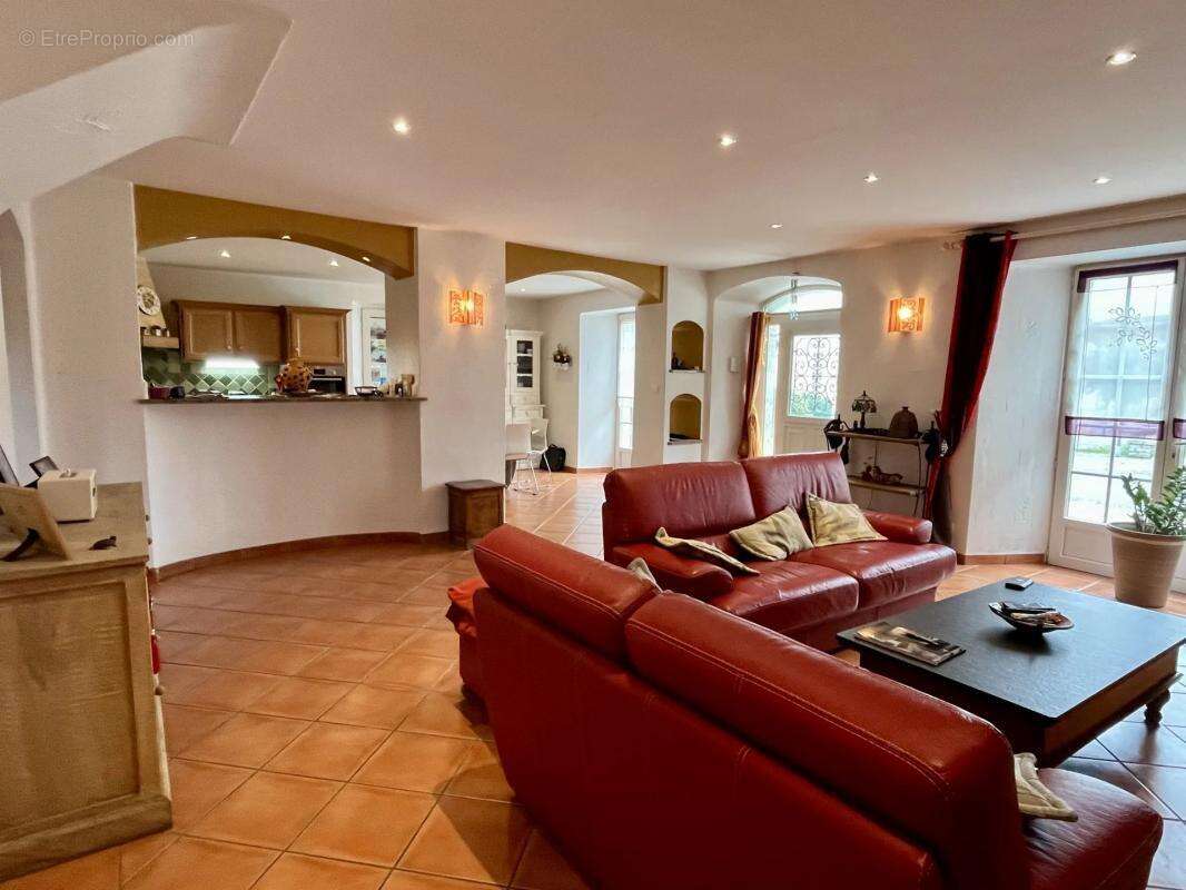 Maison à SAINT-LAURENT-DE-NESTE