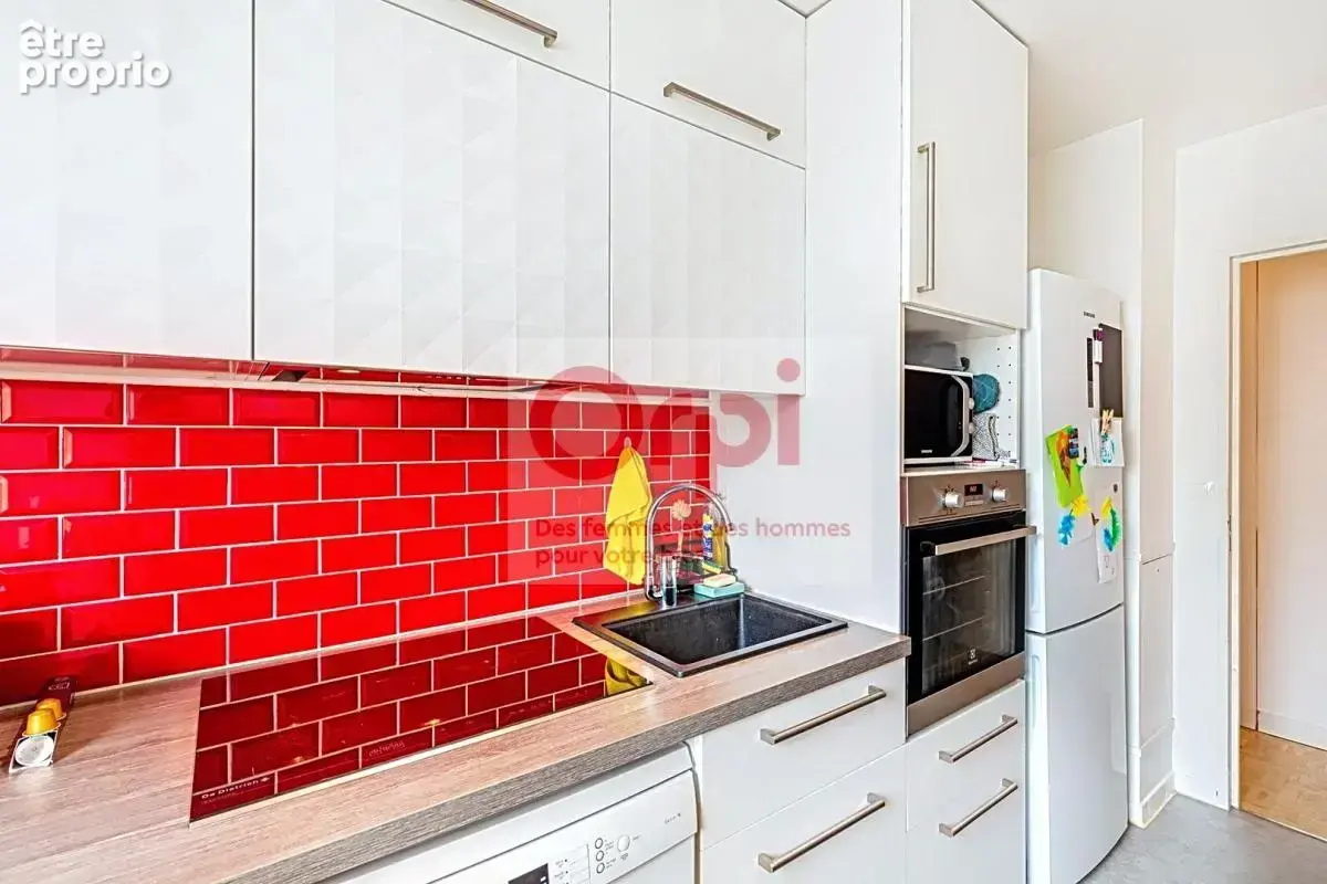 ISSY MAIRIE - Appartement 2 pièces 55 m² - balcon - cave - parking - photo 12