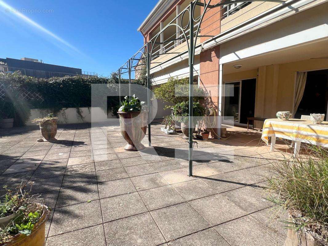 Appartement à NIMES