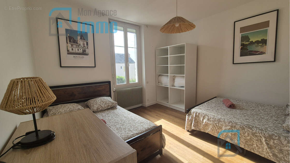 Bourges (18) - Maison familiale 5 chambres - photo 7