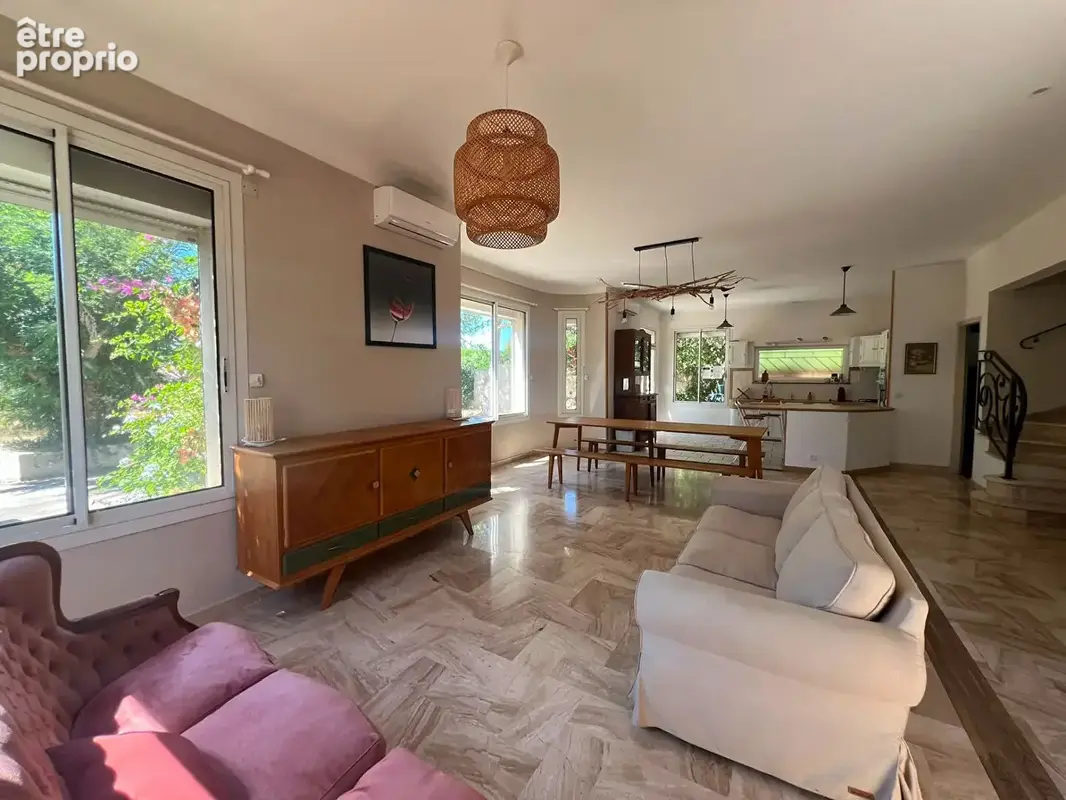 Maison familiale de caractère à Montfrin - photo 5