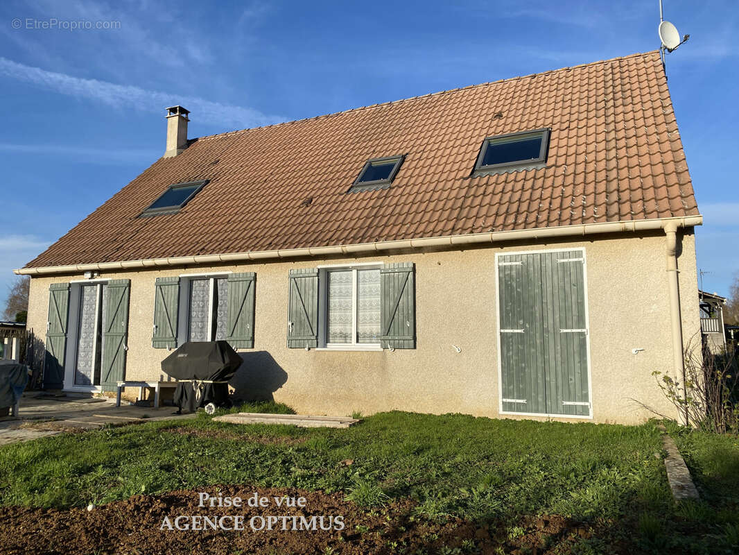 Maison à COURLON-SUR-YONNE