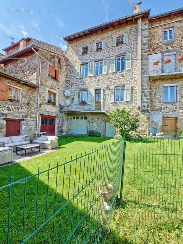 Maison à SAINT-JEAN-SOLEYMIEUX