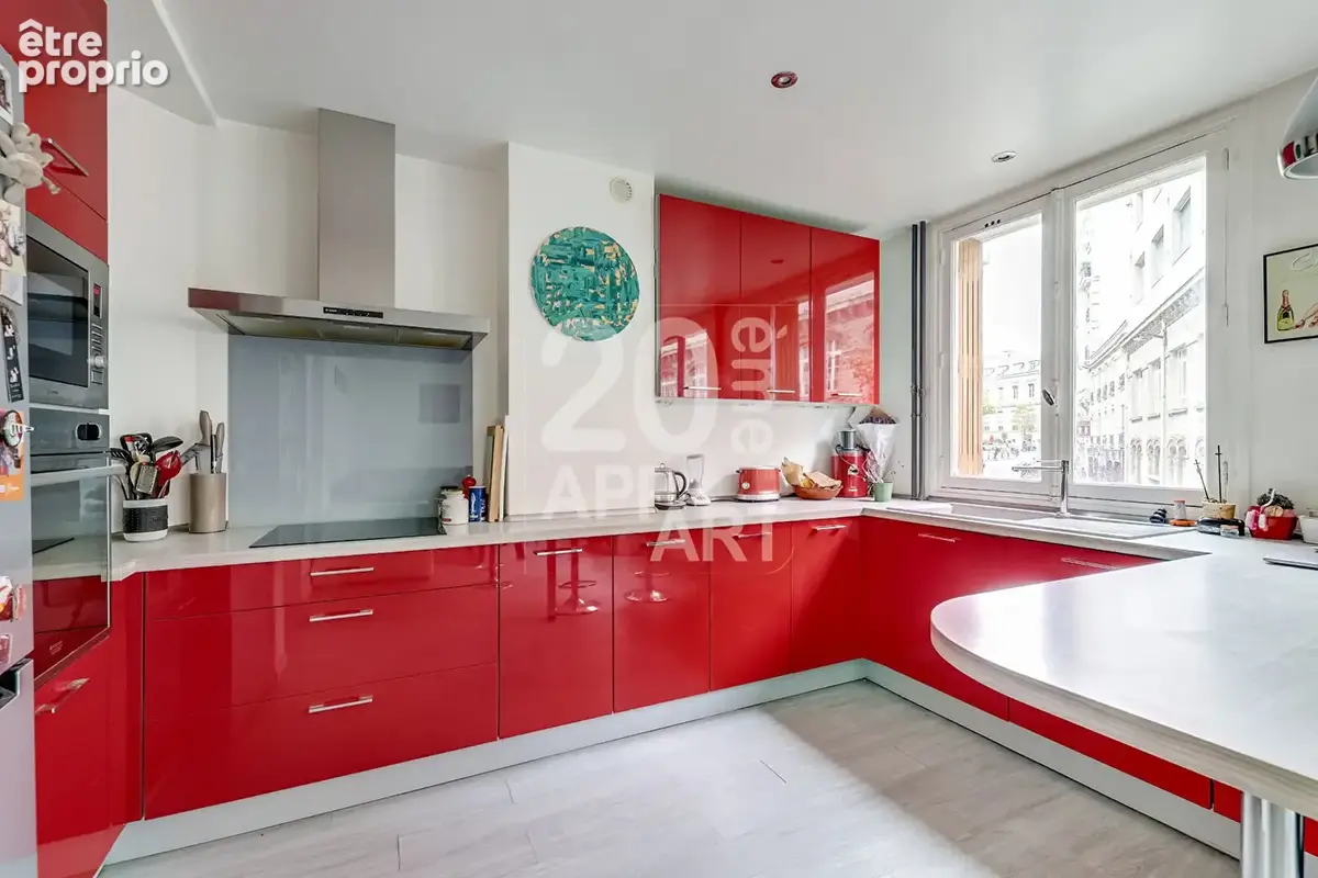 À deux pas de la Place Gambetta, charmant 2 pièces de 50 m² - photo 4