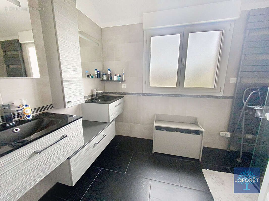 Maison à LEUVILLE-SUR-ORGE