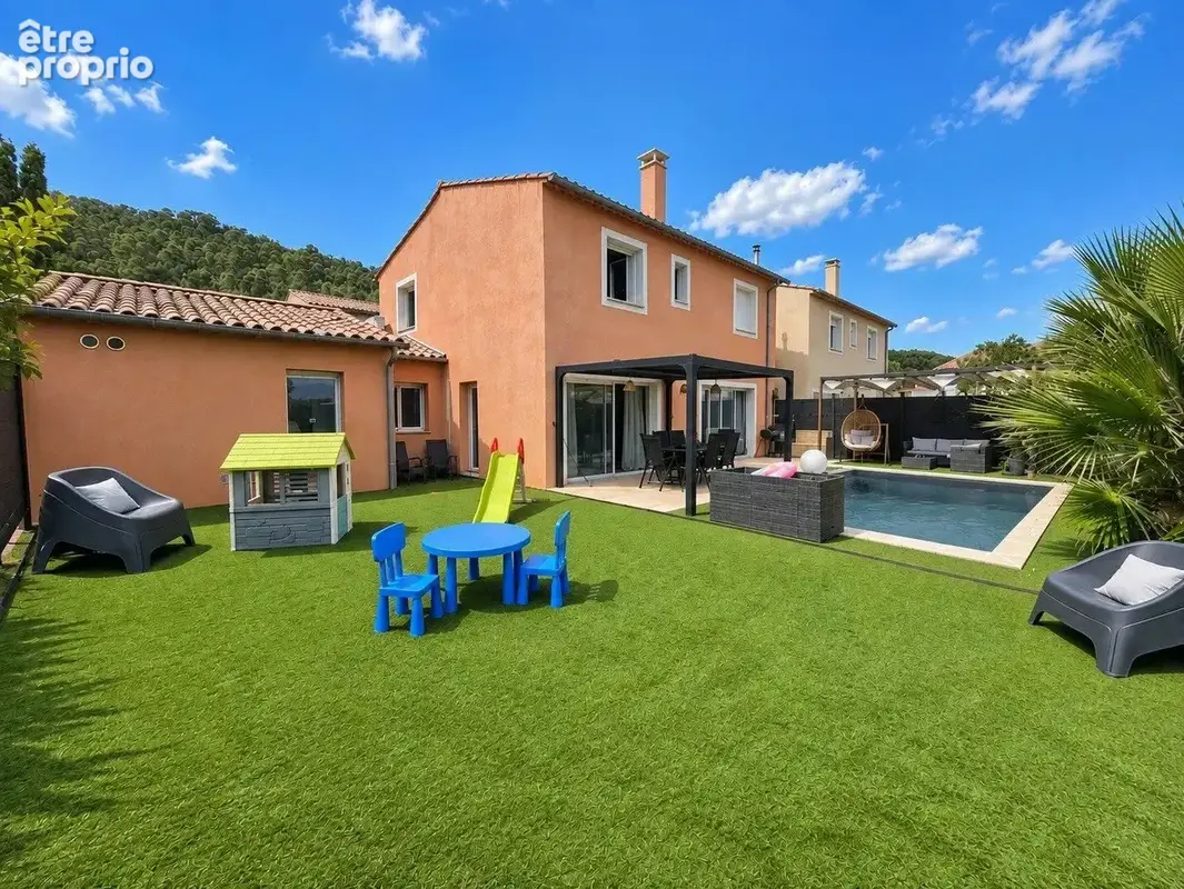 Photo Maison à Le Luc au prix de 459 000€
