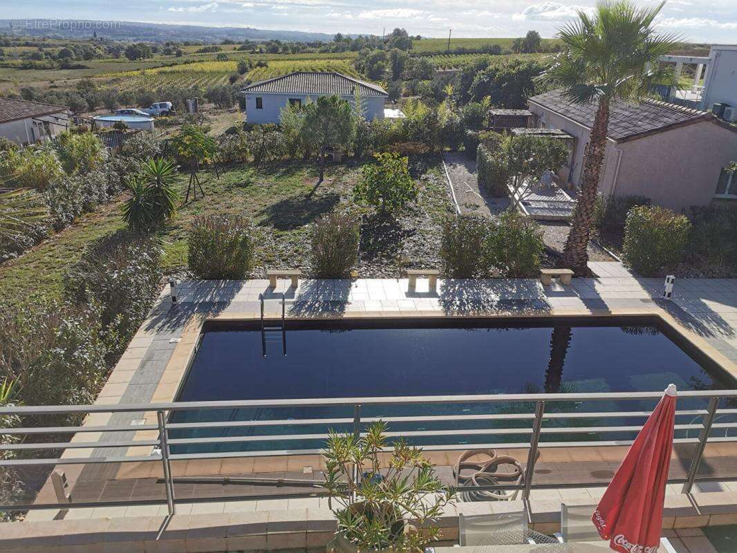 Villa  exeptionnelle avec deux magnifiques gites sur un très grand terrain avec piscine - photo 2