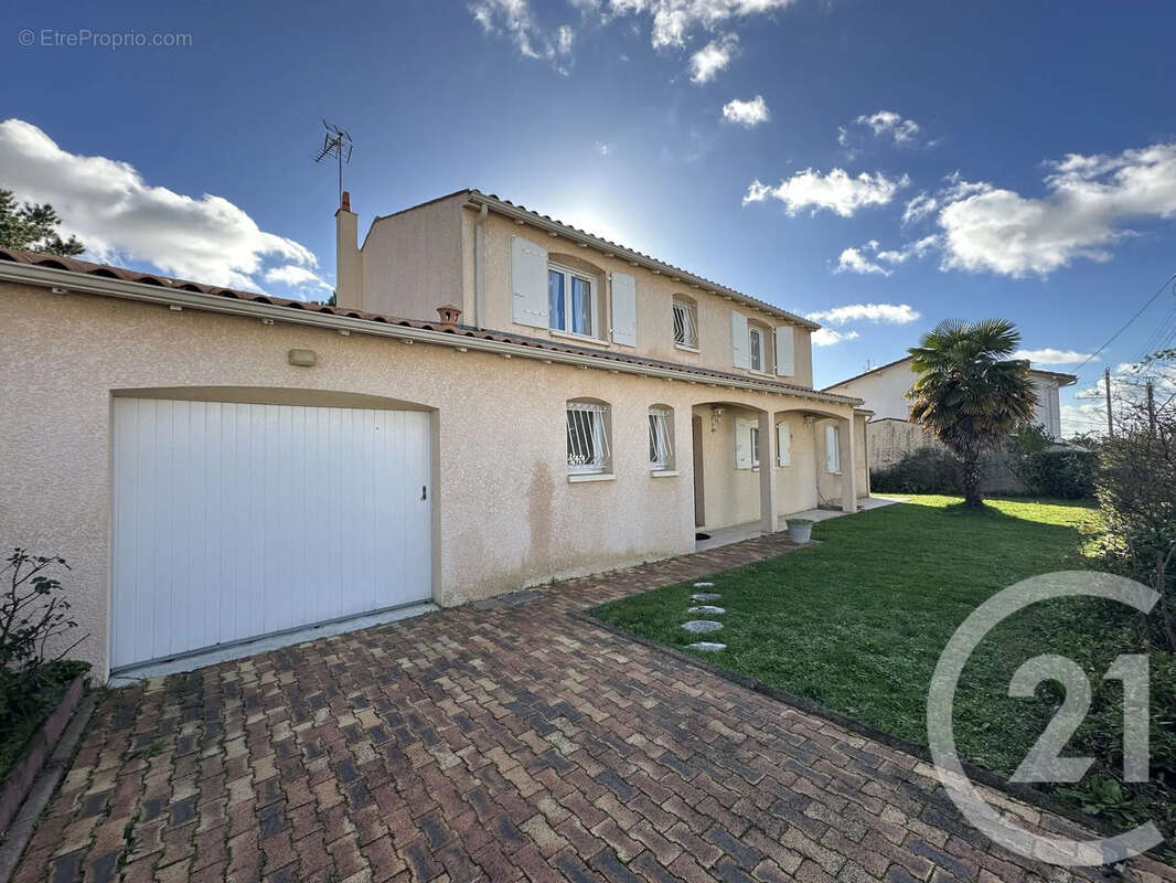 Maison à SAINT-PALAIS-SUR-MER