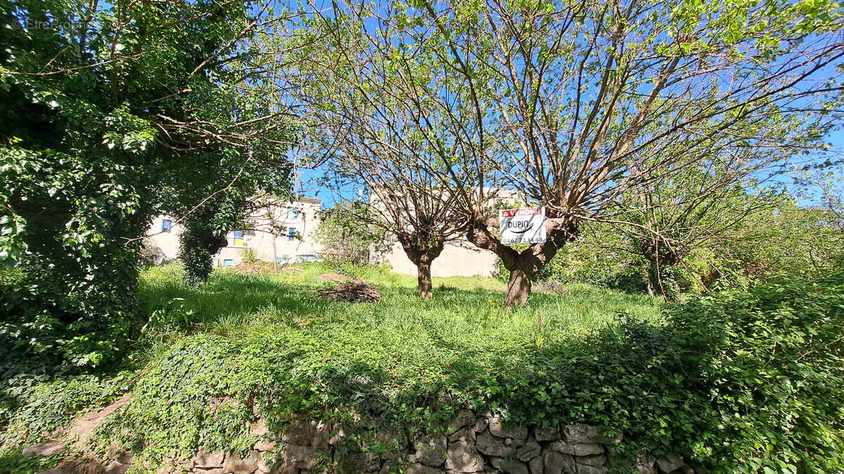 Terrain à CAUSSE-DE-LA-SELLE