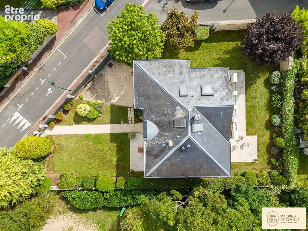 Les Erables - Maison 8 pièces de 270 m2 à vendre à Croissy Sur Seine - photo 2