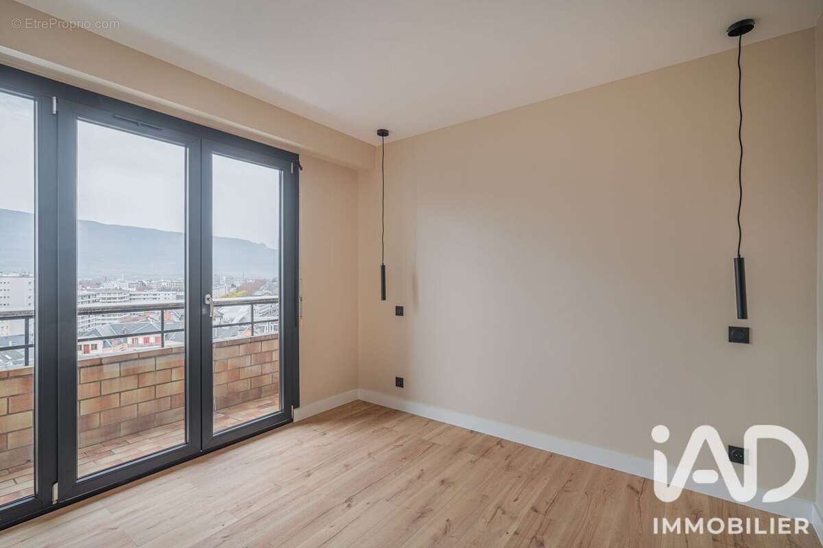 Appartement 68 m² à Chambery  - photo 4