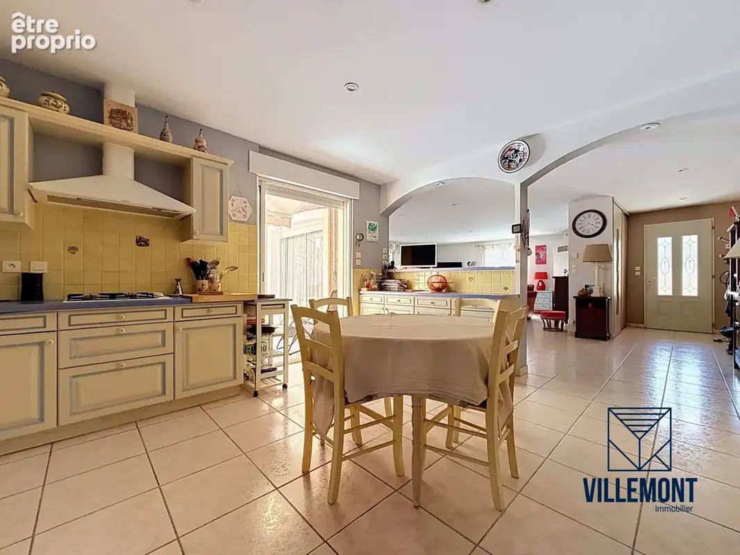Cuisine ouverte 18.93m²