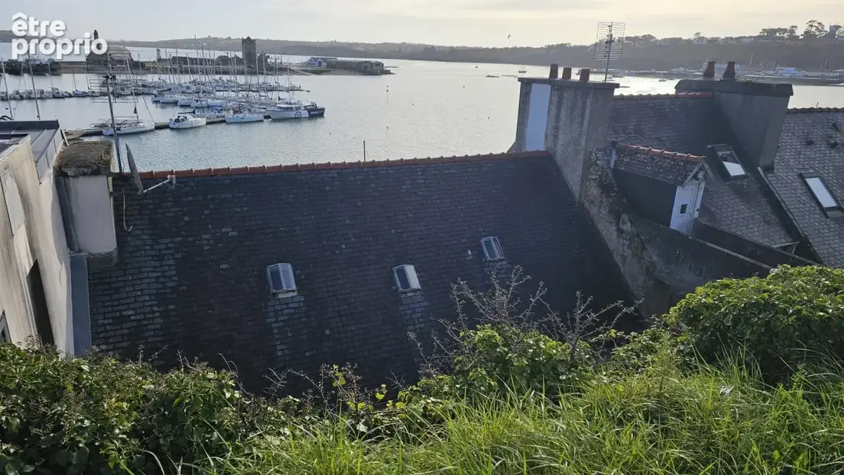 Murs commerciaux et habitation avec vue sur le port de Camar - photo 2