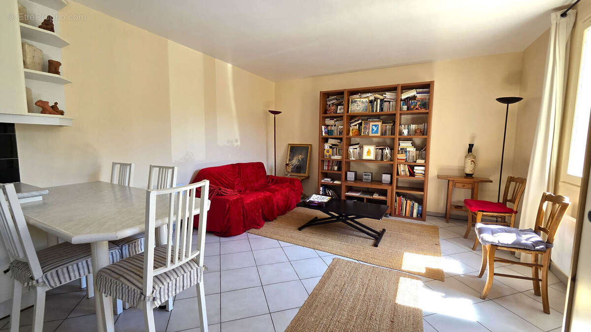 Maison à HOUILLES