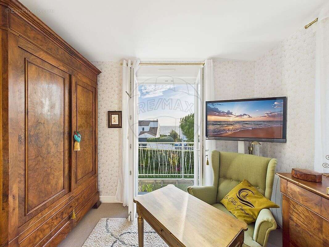 Maison à VAUX-SUR-MER