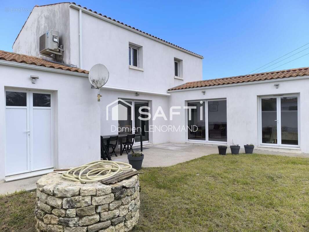 Photo 2 - Maison à LA BREE-LES-BAINS