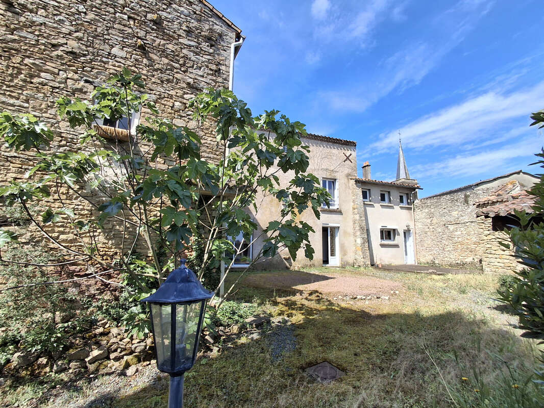 Maison à CHANTONNAY