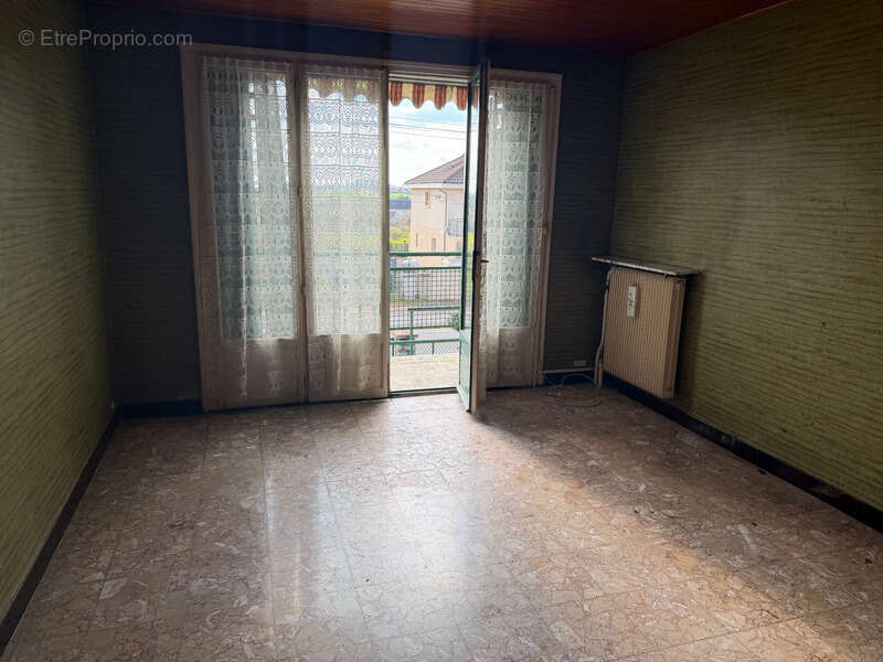 Maison à SAINT-BERAIN-SOUS-SANVIGNES