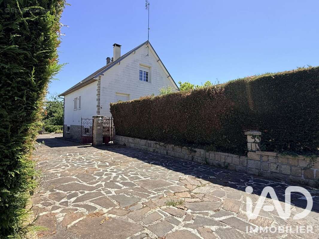 Maison 101 m² à Parigny  - photo 4