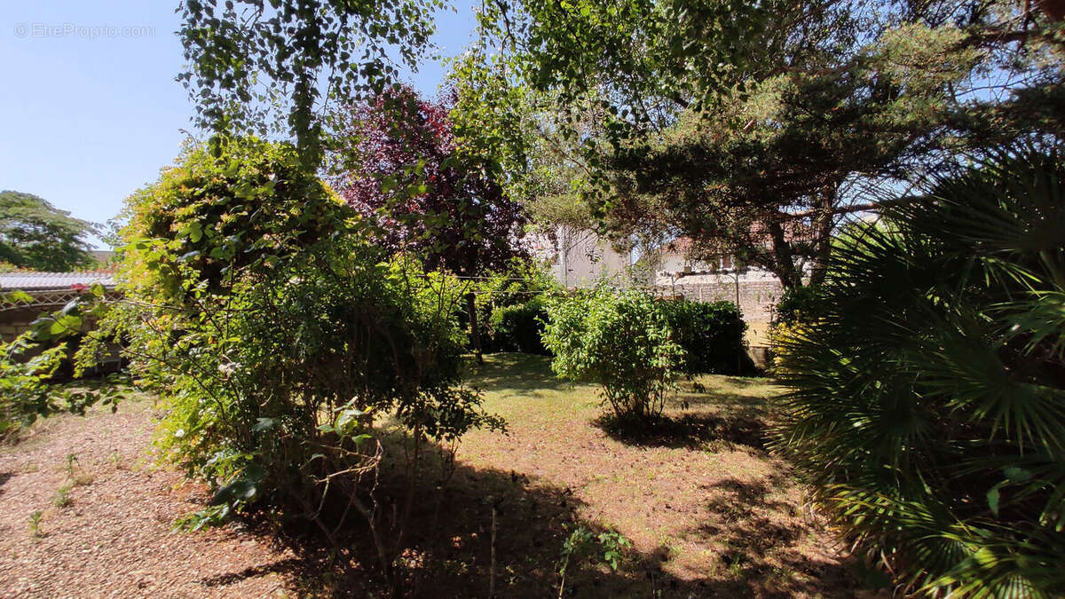 Maison à CHATELLERAULT