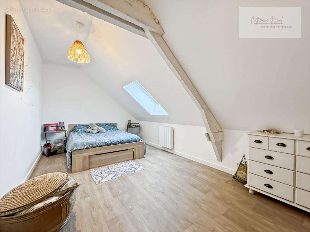 Maison ,   6 chambres , 260 m² .Terrain 2 700 m² .Guérande - photo 11