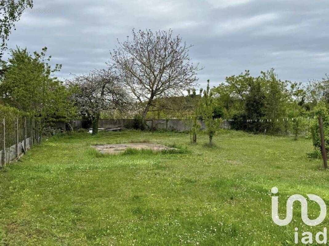 Photo 1 - Terrain à MONTIGNY-SUR-LOING