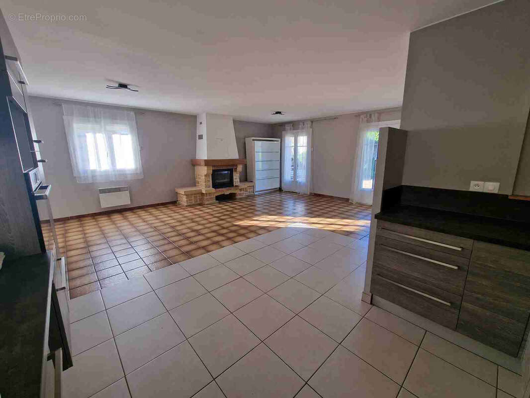 Maison de plain-pied avec 2 logements avec garages - photo 9