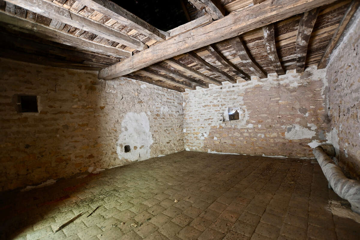 Corps de ferme près de Vézelay - photo 18