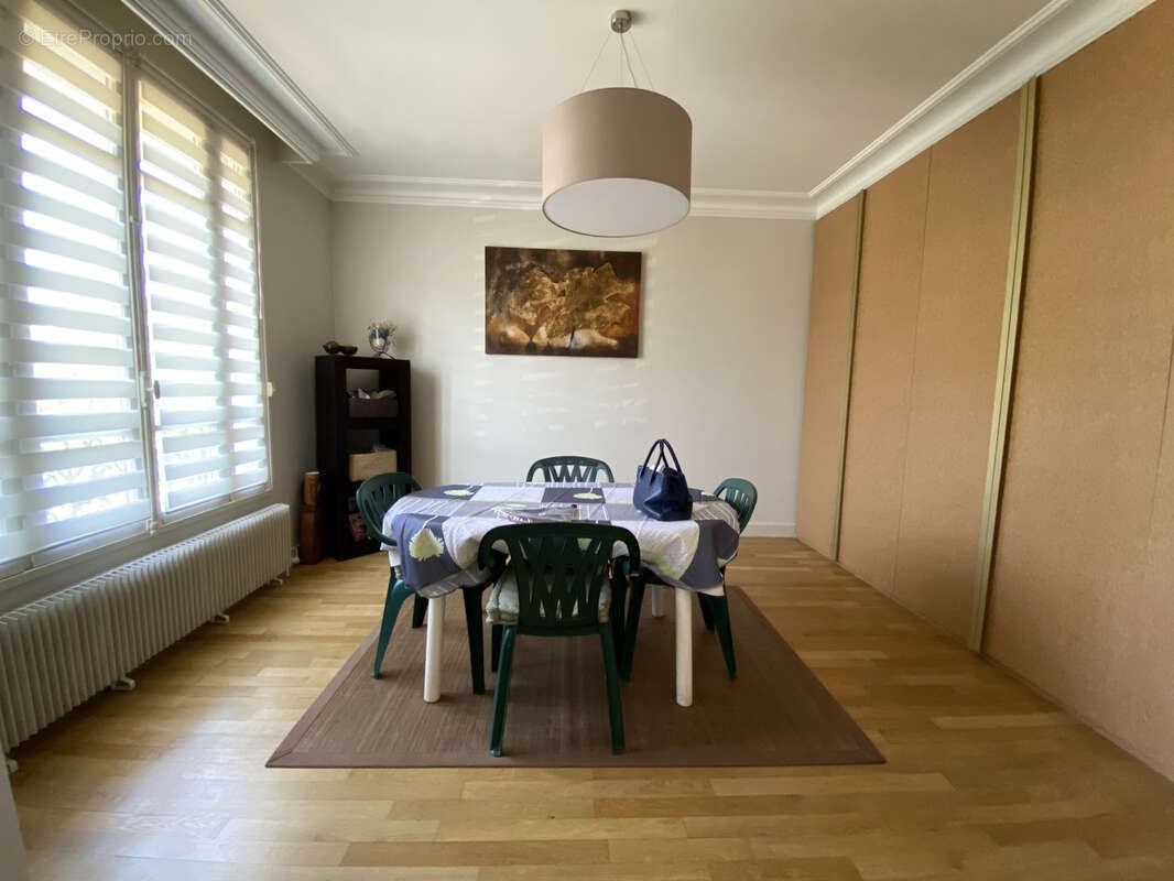 Maison à CHAMPIGNY-SUR-MARNE