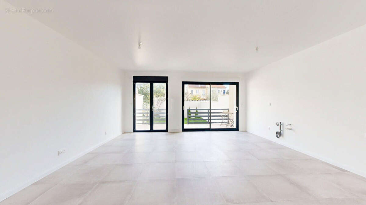 Maison à NANTERRE