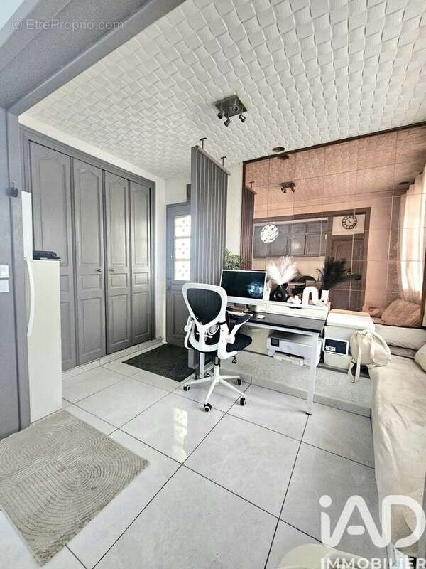 Photo 2 - Maison à THIAIS