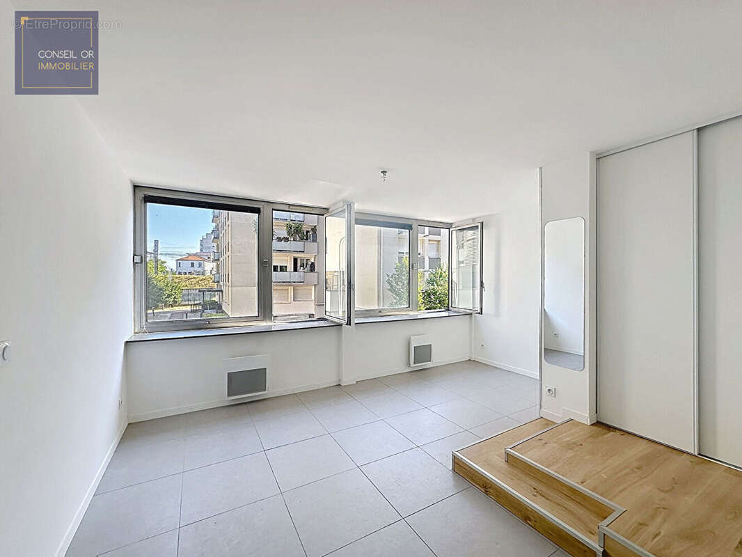 Appartement Lyon 2 pièces 33 m2 - photo 2