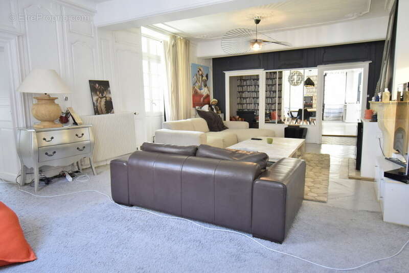 n°5 - Maison à BUXY