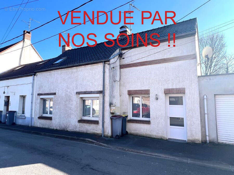 Maison à LECELLES